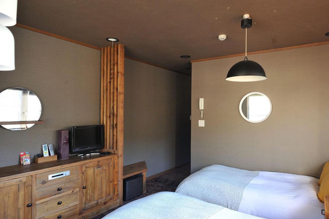 Box Hotel From Bizan Хаконе Экстерьер фото